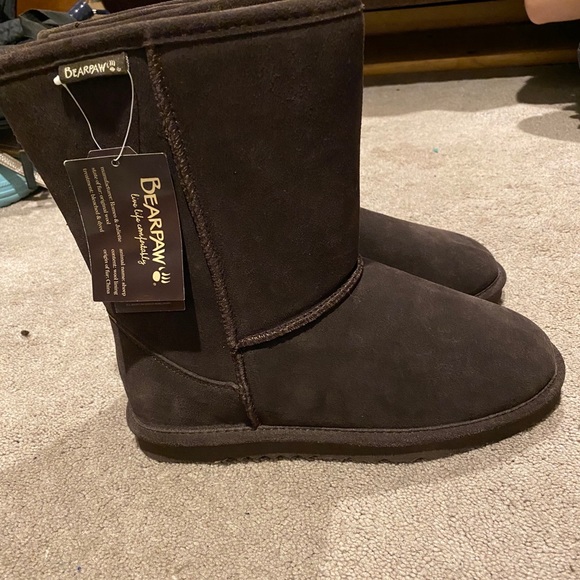 NEW Bearpaw boots! - Picture 3 of 8